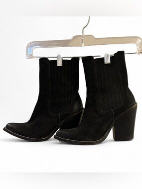 Jeffrey Campbell Chelsea Black suede pointed toe ankle boots